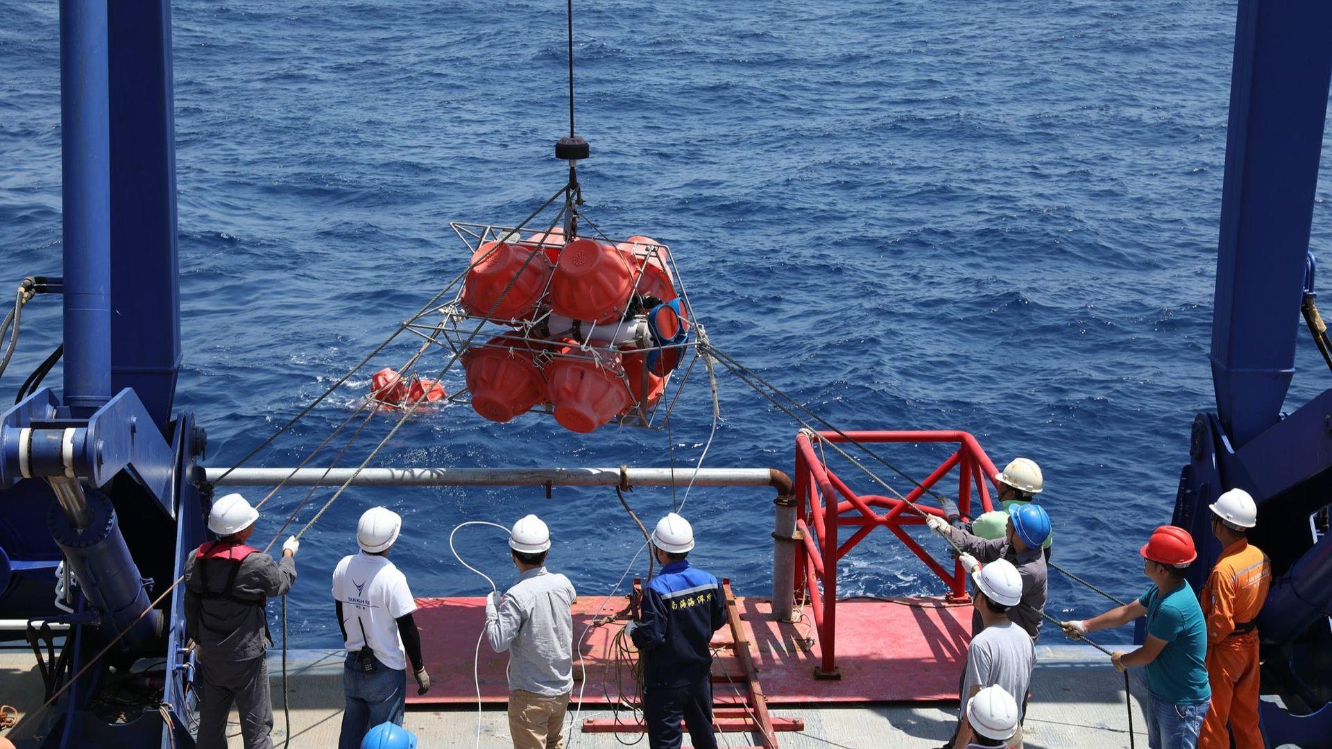 Recovery of Buoys Equipped with ADCP