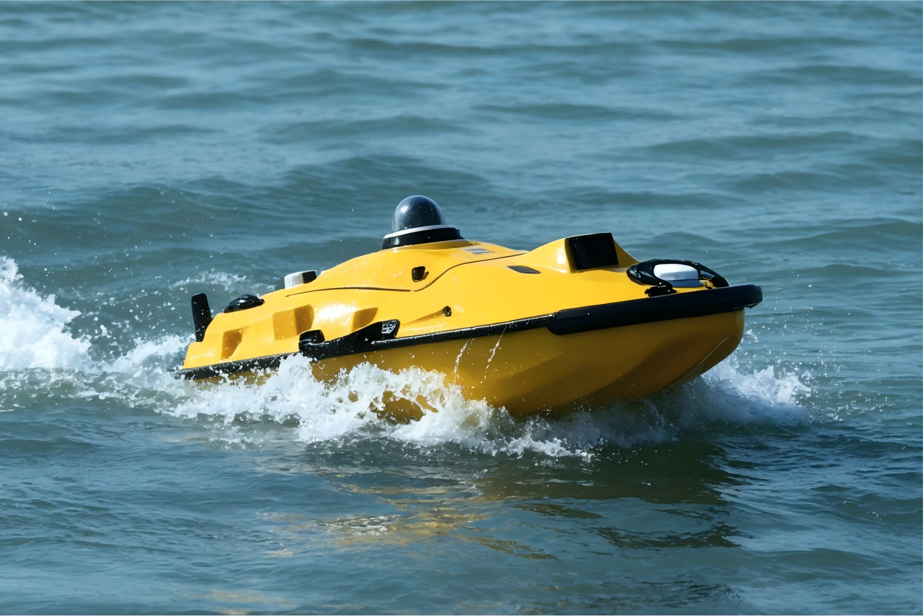 Unmanned Surface Vehicle Mounted with Tri‑Band Side‑Scan Sonar